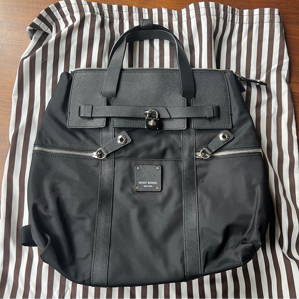 NWOT_Henri Bendel Black Large Jetsetter Backpack